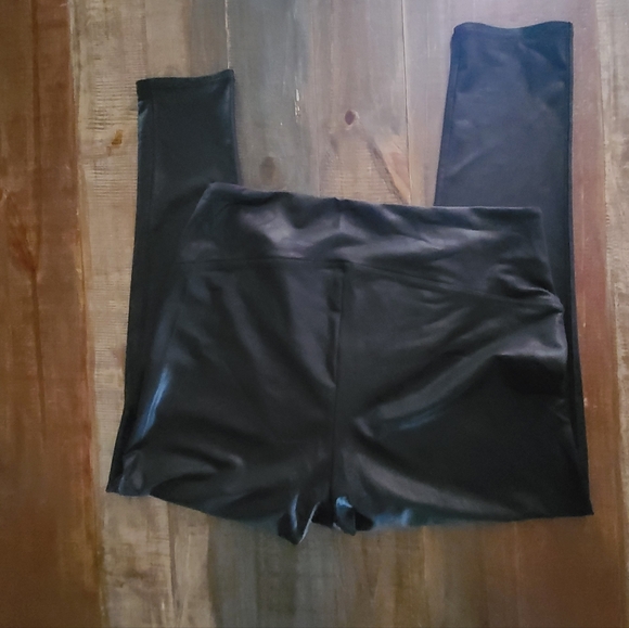 DG2 BY DIANE GILMAN WOMEN'S SIZE 1X BLACK LEATHER LIKE LEGGINGS DRESSY SEXY - Picture 5 of 7
